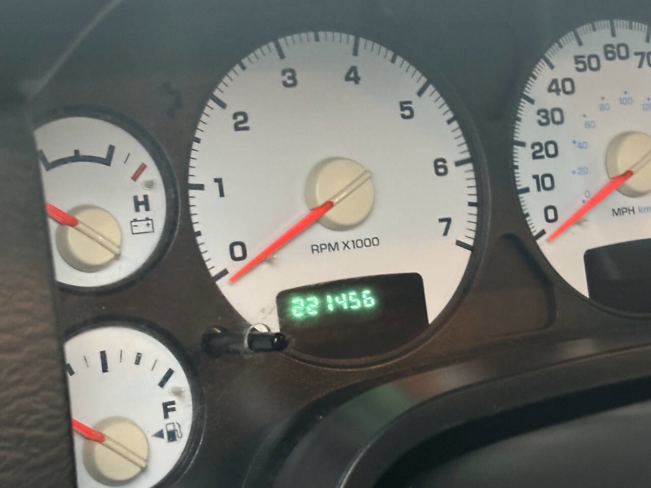 Used 2003 Dodge Ram 1500 Truck SLT image 11