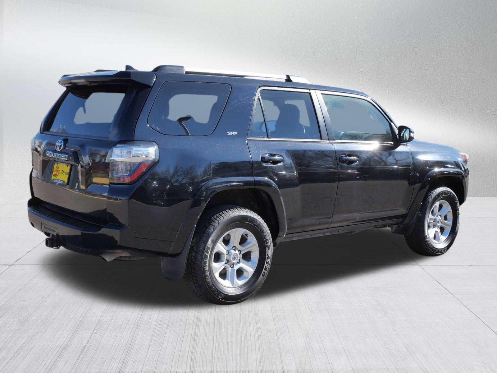 Certified 2024 Toyota 4Runner SR5 Premium w/ Moonroof Package AWD/4WD image 8