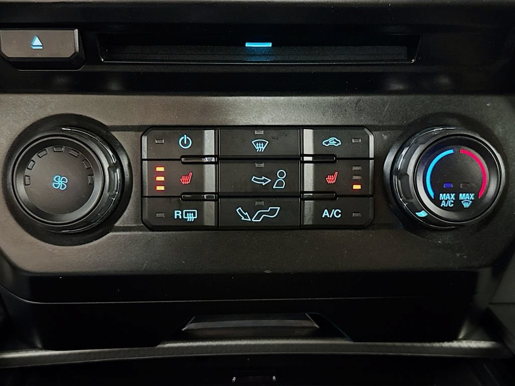 Used 2016 Ford F150 XLT w/ Equipment Group 302A Luxury AWD/4WD image 19