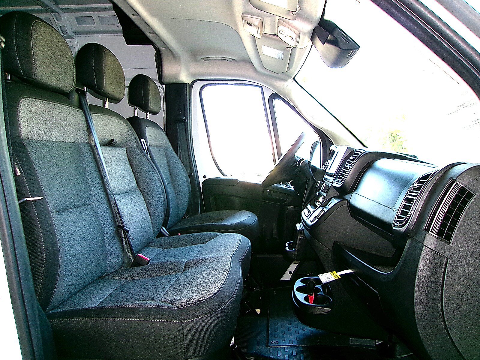 New 2026 RAM ProMaster 2500 FWD image 15