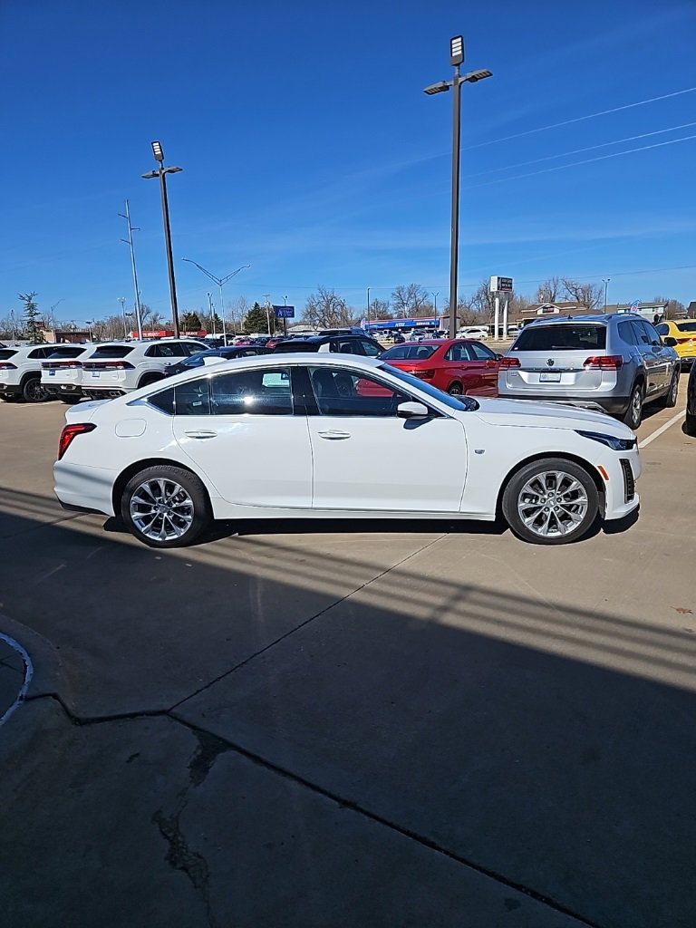 Used 2023 Cadillac CT5 Luxury image 4