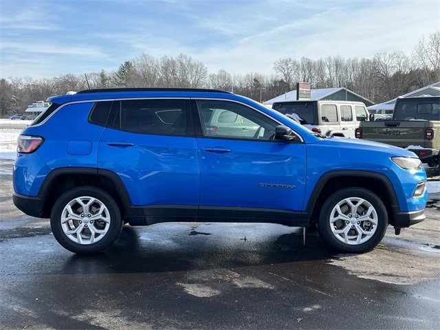 Certified 2024 Jeep Compass Latitude w/ Convenience Group image 47