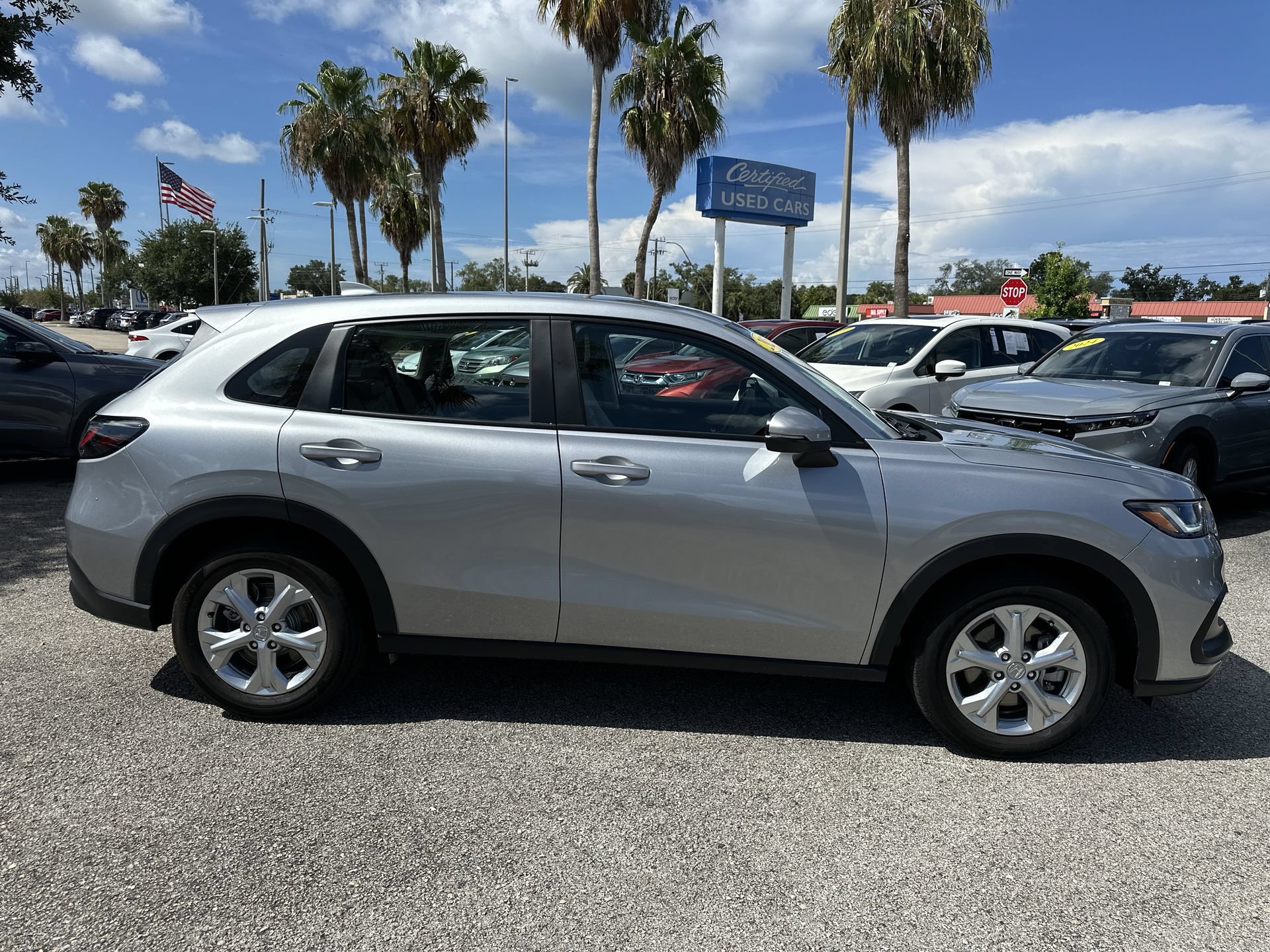 Used 2025 Honda HR-V LX image 5