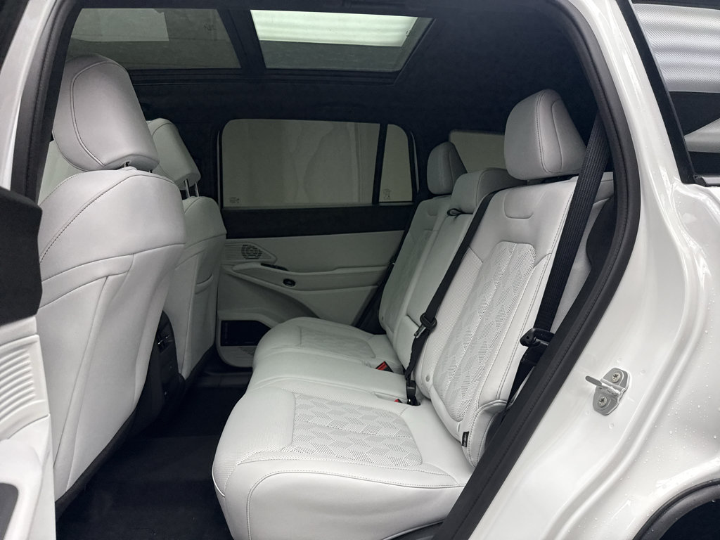 New 2026 Jeep Cherokee Overland AWD/4WD image 12