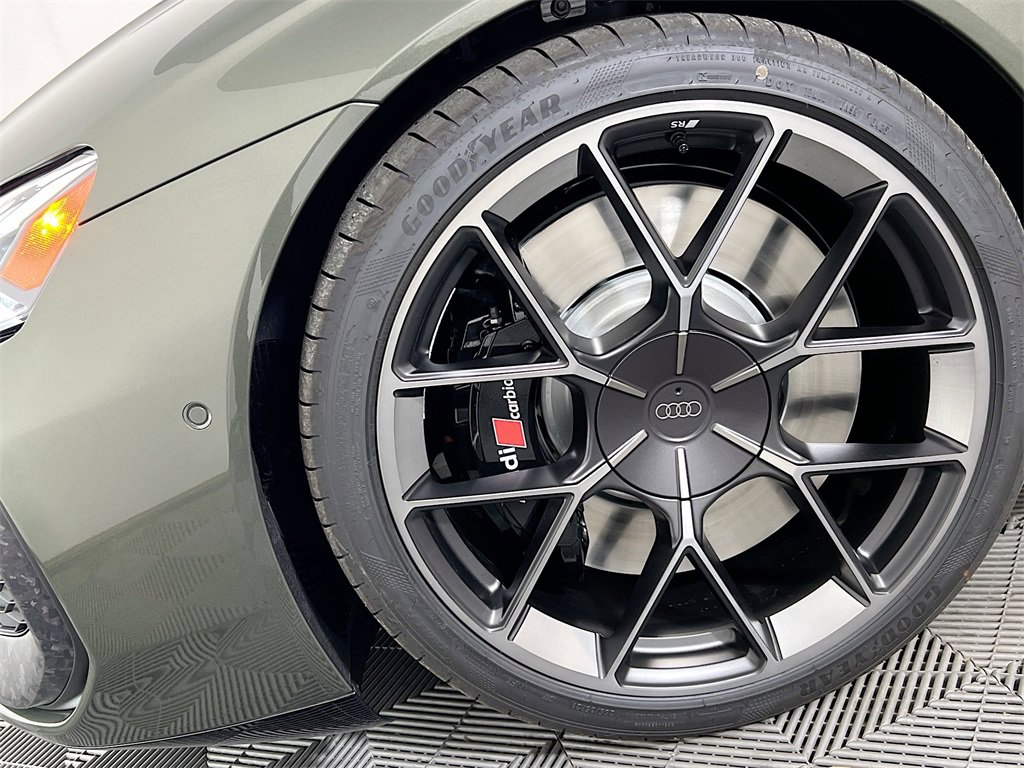 New 2026 Audi RS e-tron GT performance image 30