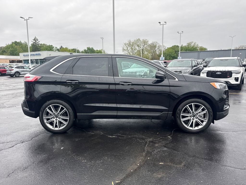 Used 2024 Ford Edge Titanium w/ Equipment Group 301A AWD/4WD image 6