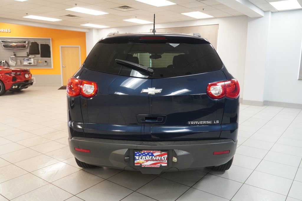 Used 2012 Chevrolet Traverse LS image 8