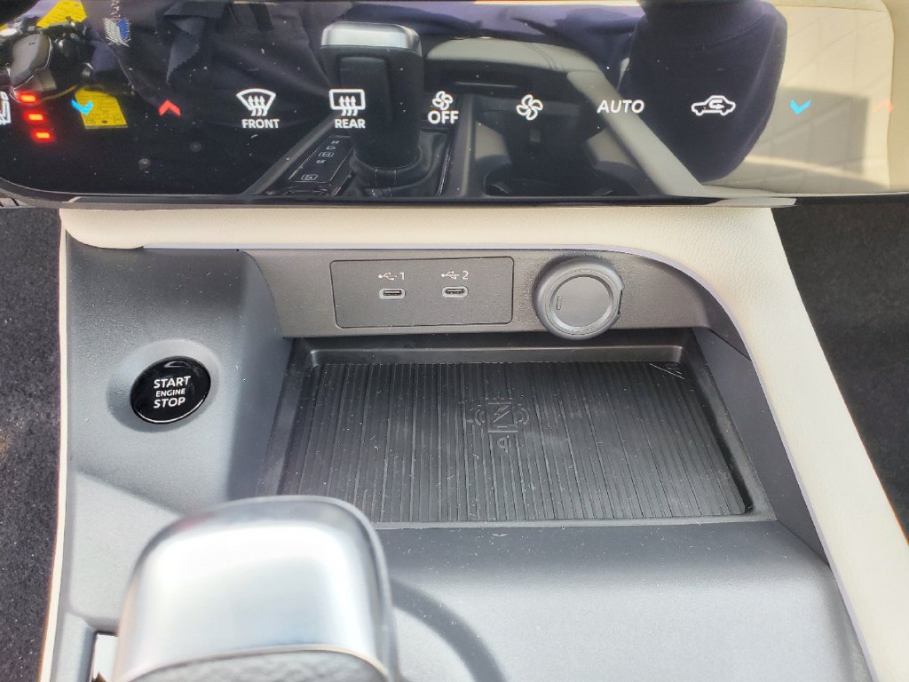 New 2026 Nissan Sentra SL w/ Floor Mat Package FWD image 28