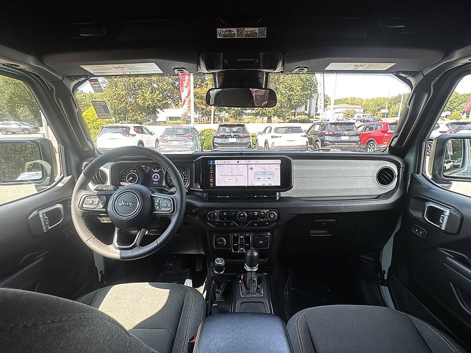 Used 2024 Jeep Wrangler Unlimited Sport AWD/4WD image 36