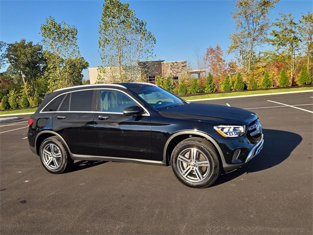Certified 2022 Mercedes-Benz GLC 300 4MATIC image 2