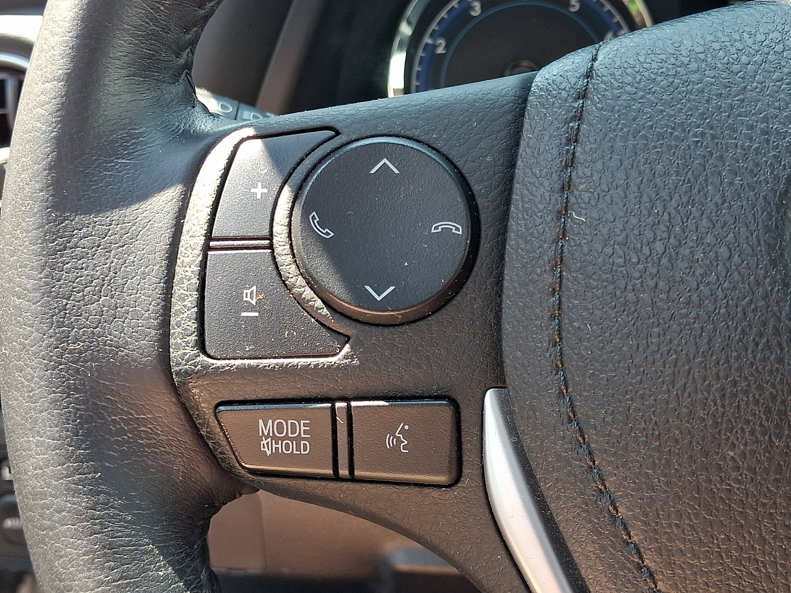 Used 2019 Toyota Corolla SE w/ SE Premium Package FWD image 23