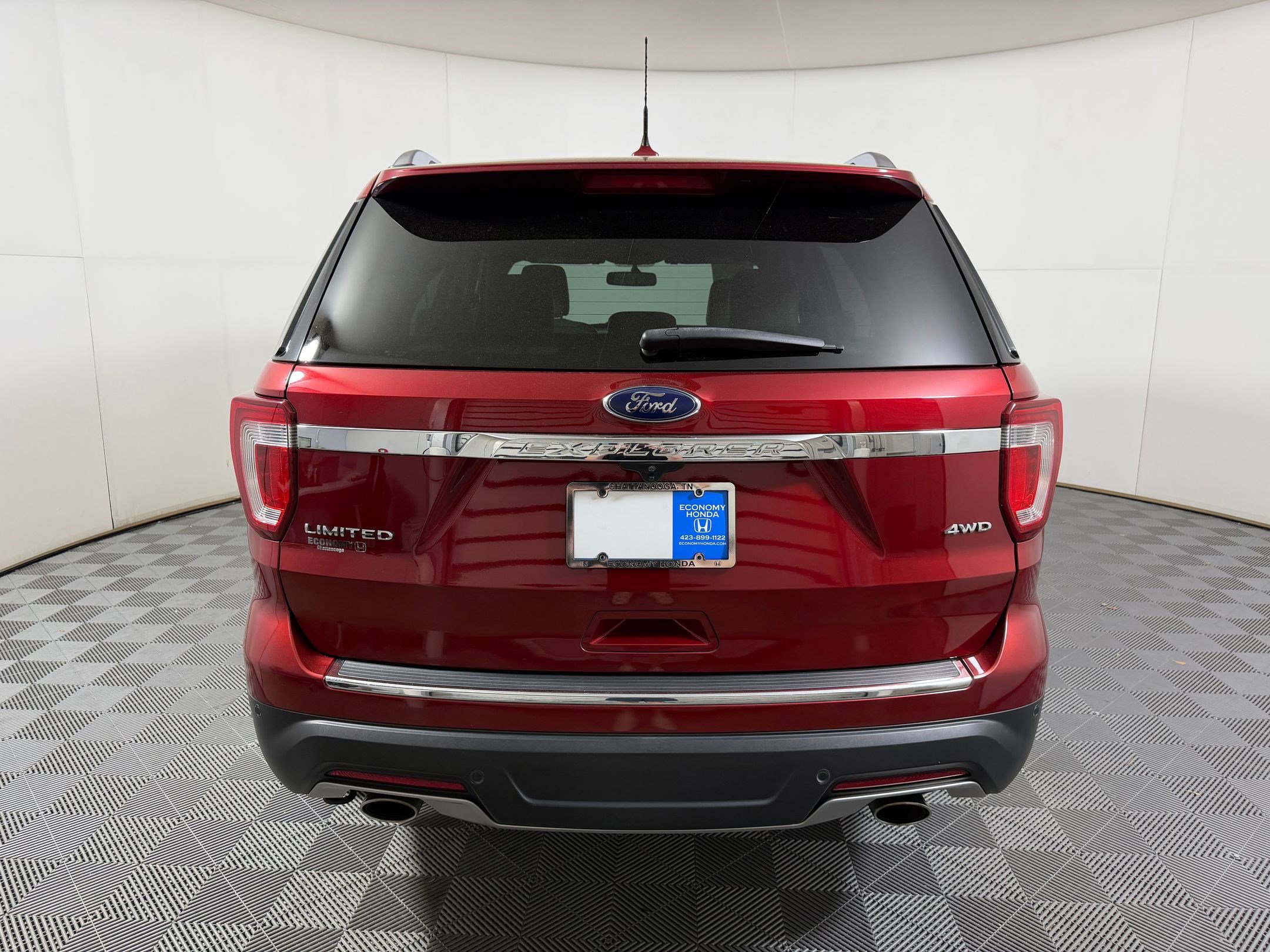 Used 2018 Ford Explorer Limited AWD/4WD image 8