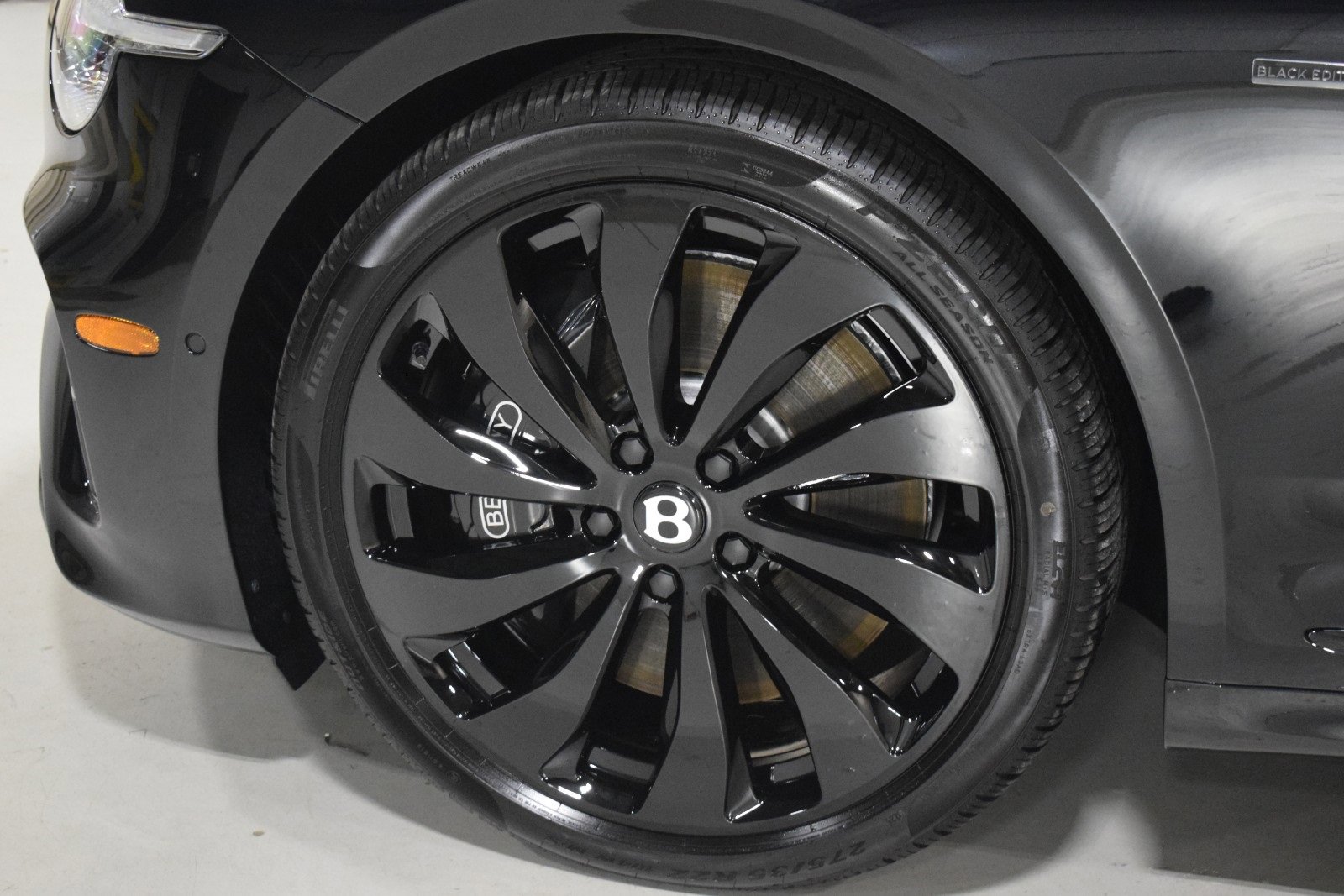 New 2025 Bentley Continental GTC image 17