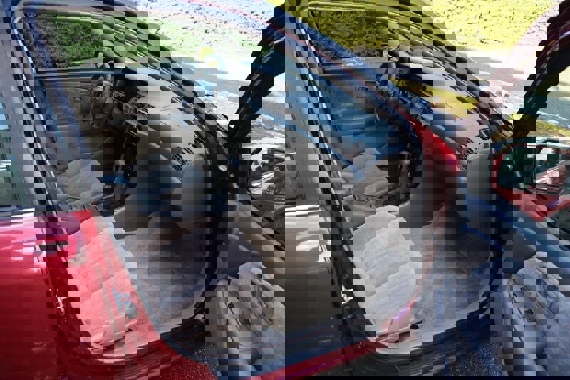 Used 1998 Toyota Camry LE FWD image 13