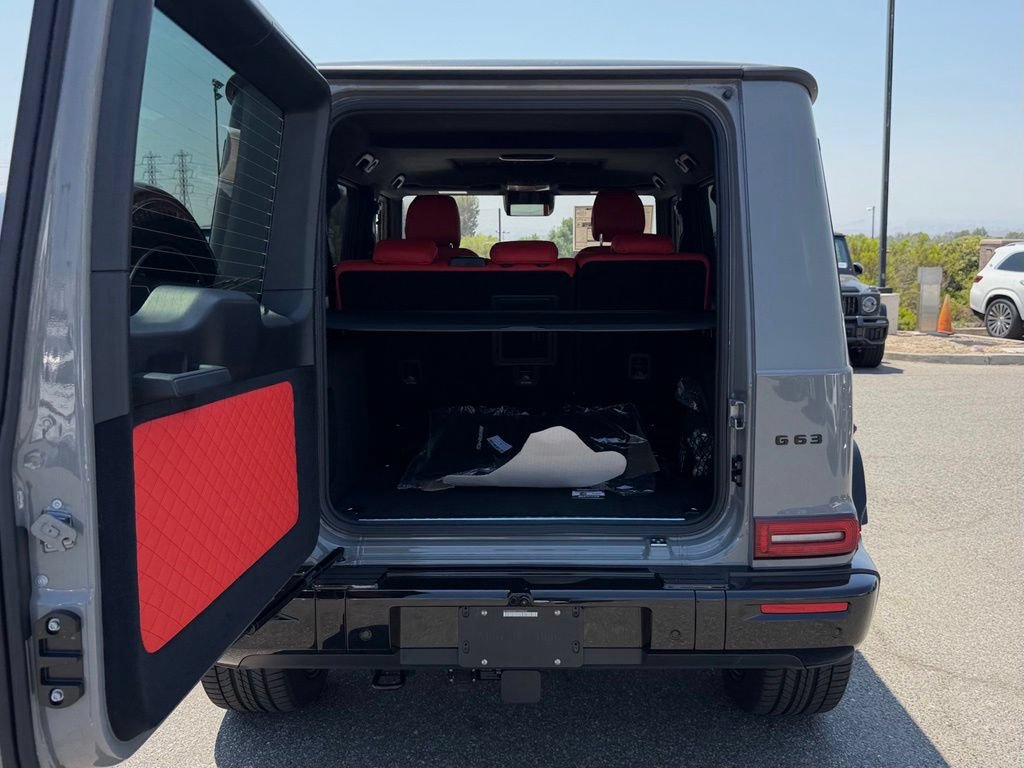 New 2026 Mercedes-Benz G 63 AMG 4MATIC image 9