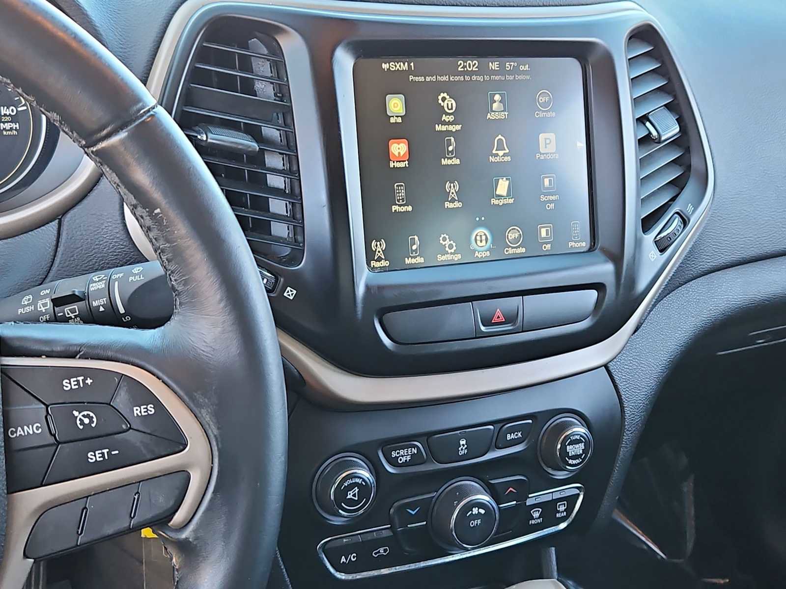 Used 2017 Jeep Cherokee Latitude image 28