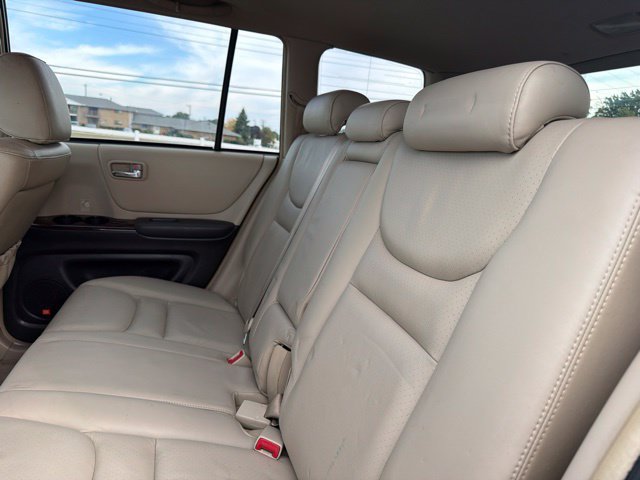 Used 2003 Toyota Highlander Limited w/ Leather Trim Pkg AWD/4WD image 18