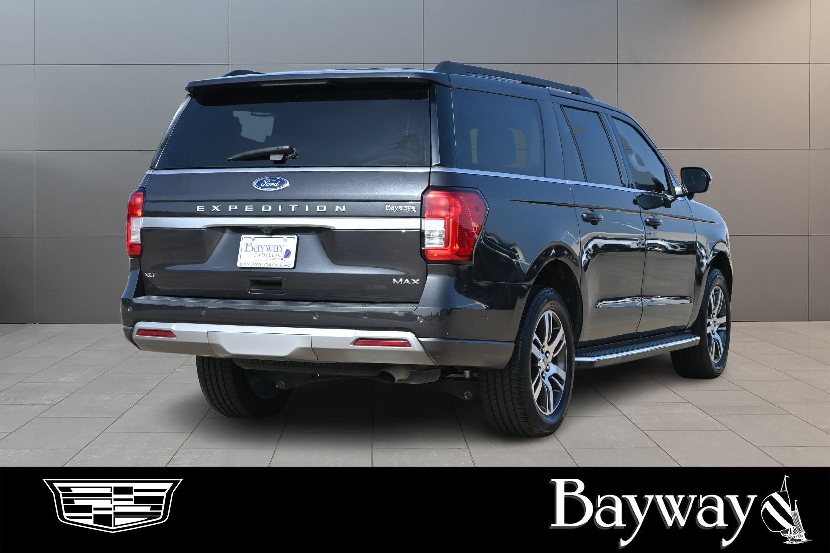 Used 2022 Ford Expedition Max XLT RWD image 6