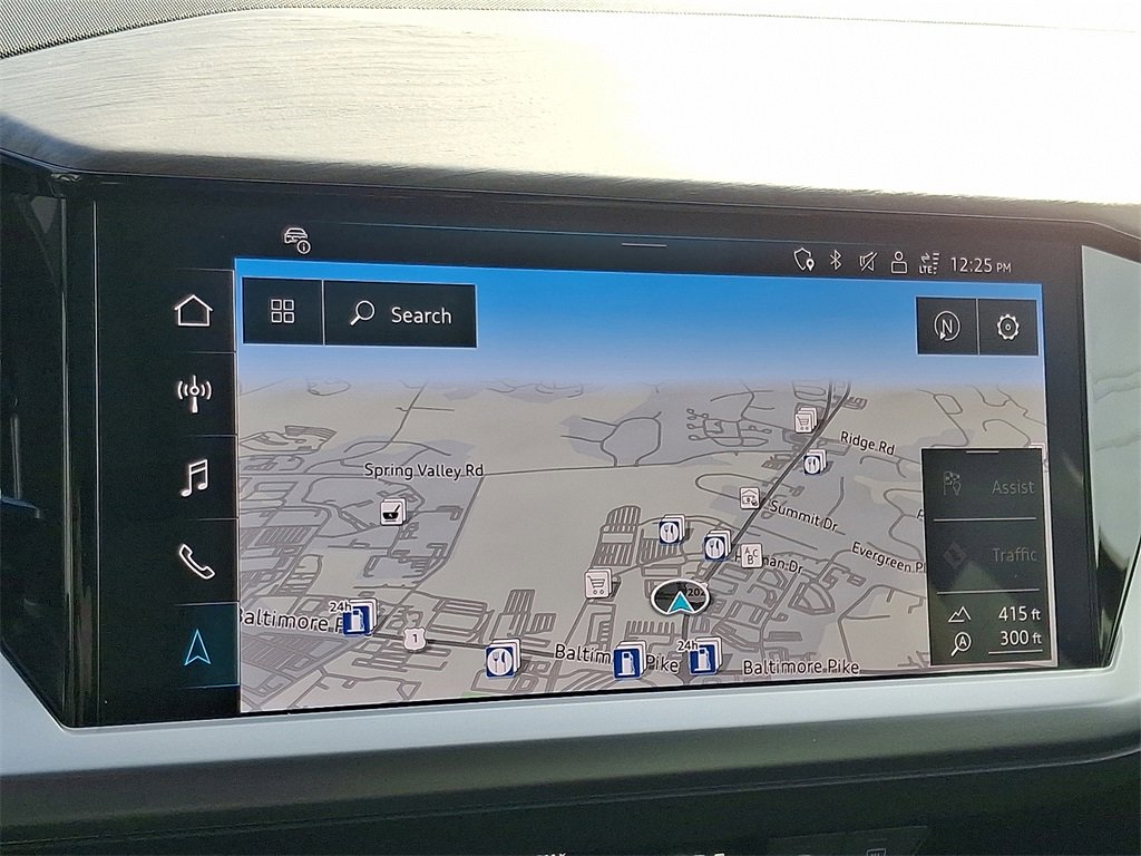 Used 2024 Audi Q4 e-tron Premium Plus image 18