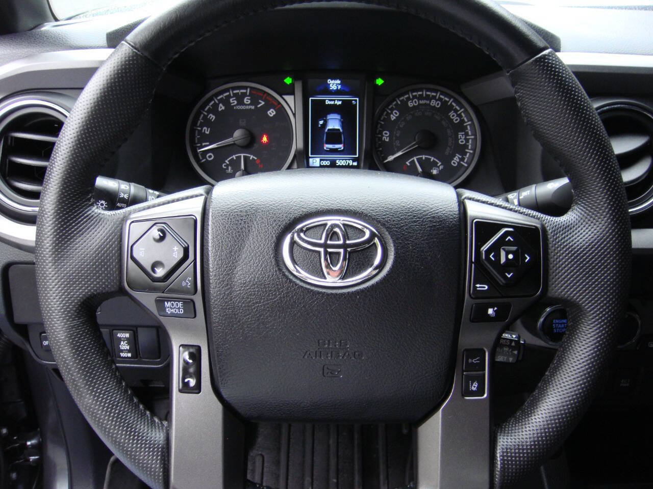 Used 2023 Toyota Tacoma TRD Sport AWD/4WD image 18