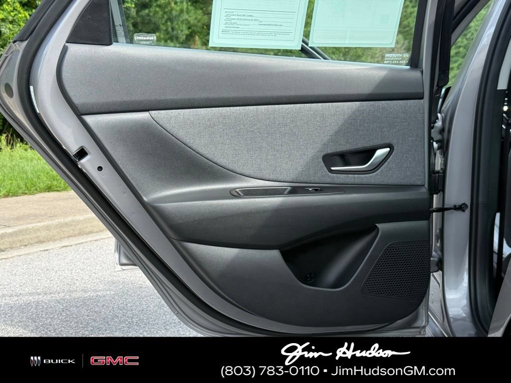 Used 2024 Hyundai Elantra Limited FWD image 23