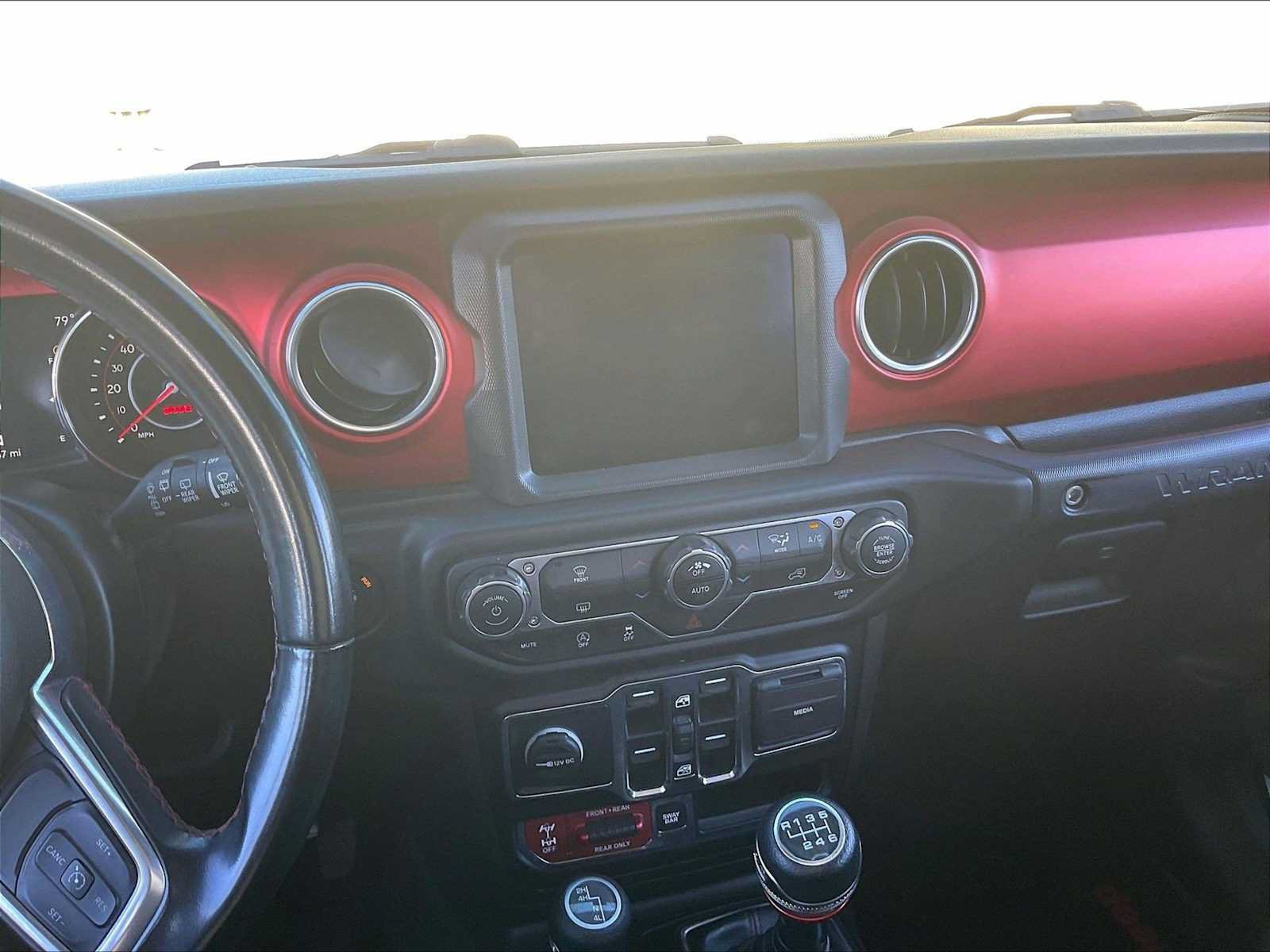 Used 2020 Jeep Wrangler Unlimited Rubicon AWD/4WD image 9