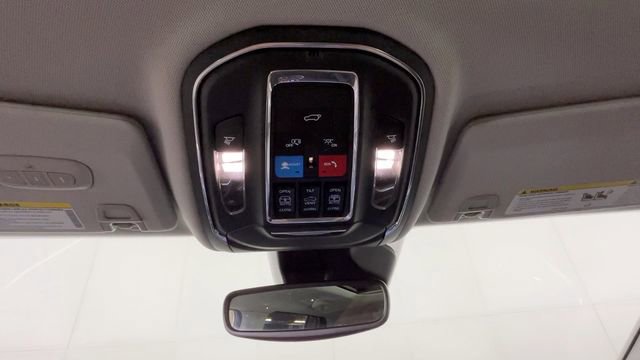Used 2023 Jeep Grand Cherokee 4WD 4xe image 36