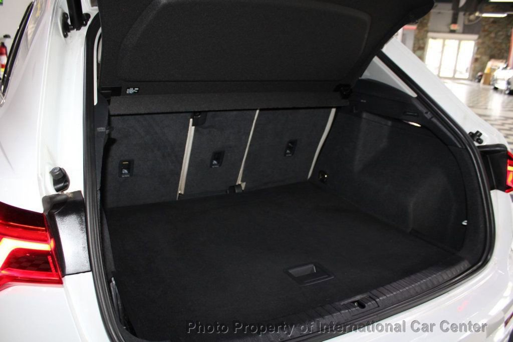 Used 2020 Audi Q3 2.0T Premium image 25