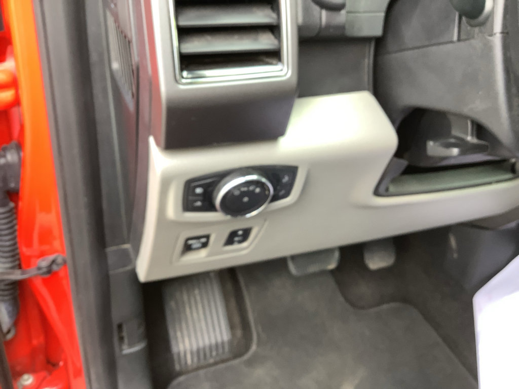 Used 2018 Ford F150 XLT w/ Equipment Group 301A Mid image 12