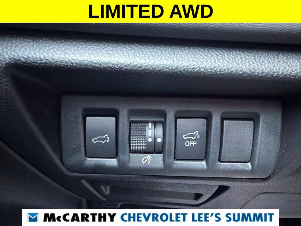 Used 2023 Subaru Outback Limited AWD/4WD image 9
