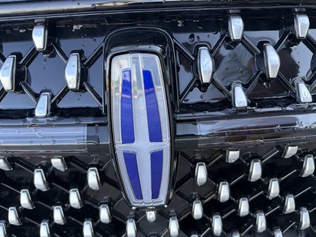 New 2026 Lincoln Nautilus Reserve AWD/4WD image 7