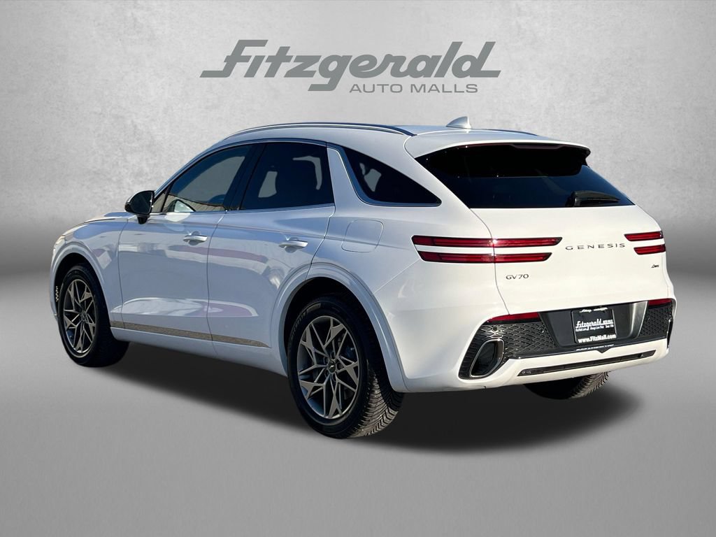 Used 2023 Genesis GV70 2.5T w/ Select Package AWD/4WD image 9