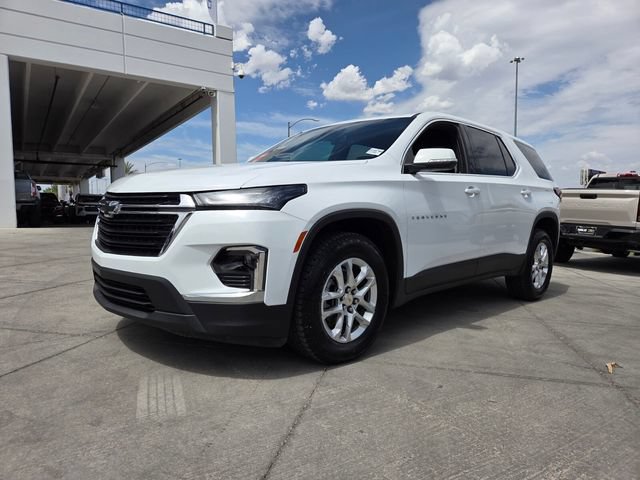 Used 2023 Chevrolet Traverse LS w/ Safety Package FWD image 2