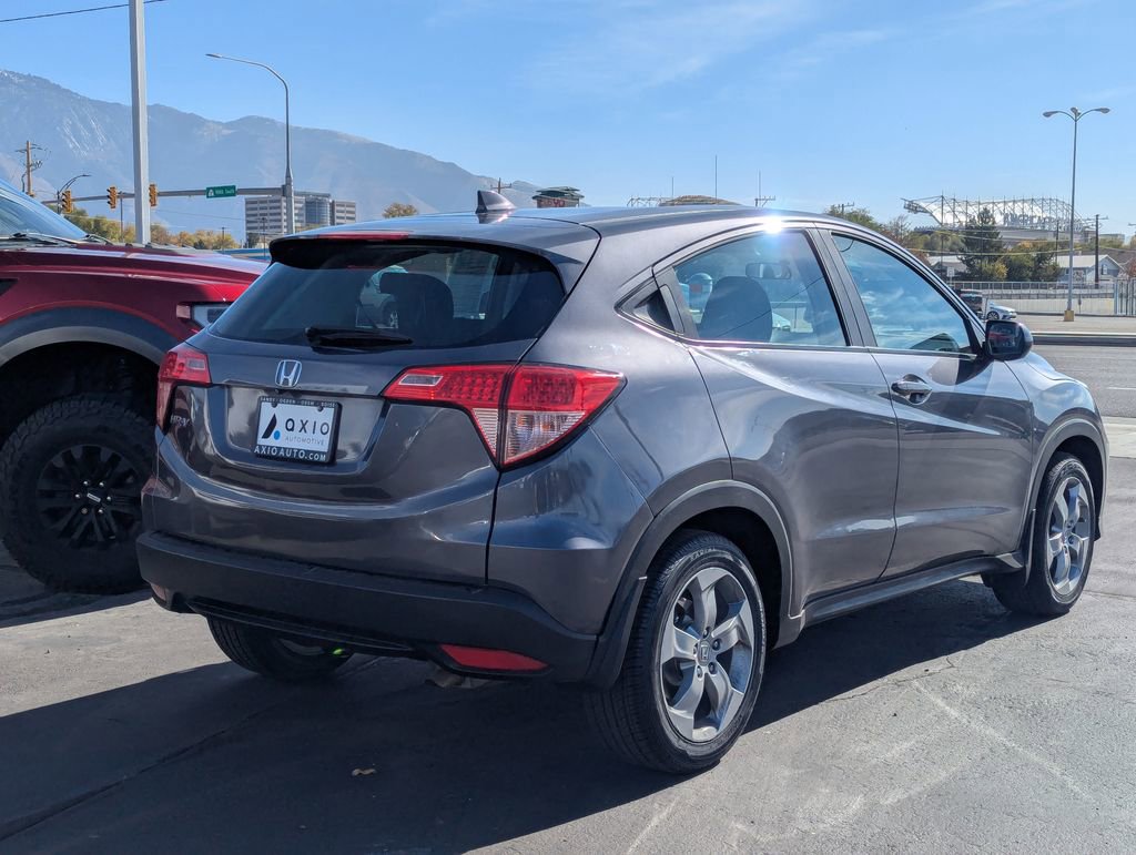 Used 2016 Honda HR-V LX image 4