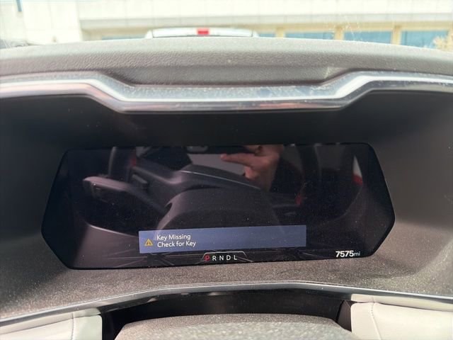 Used 2024 GMC Canyon AT4X image 11