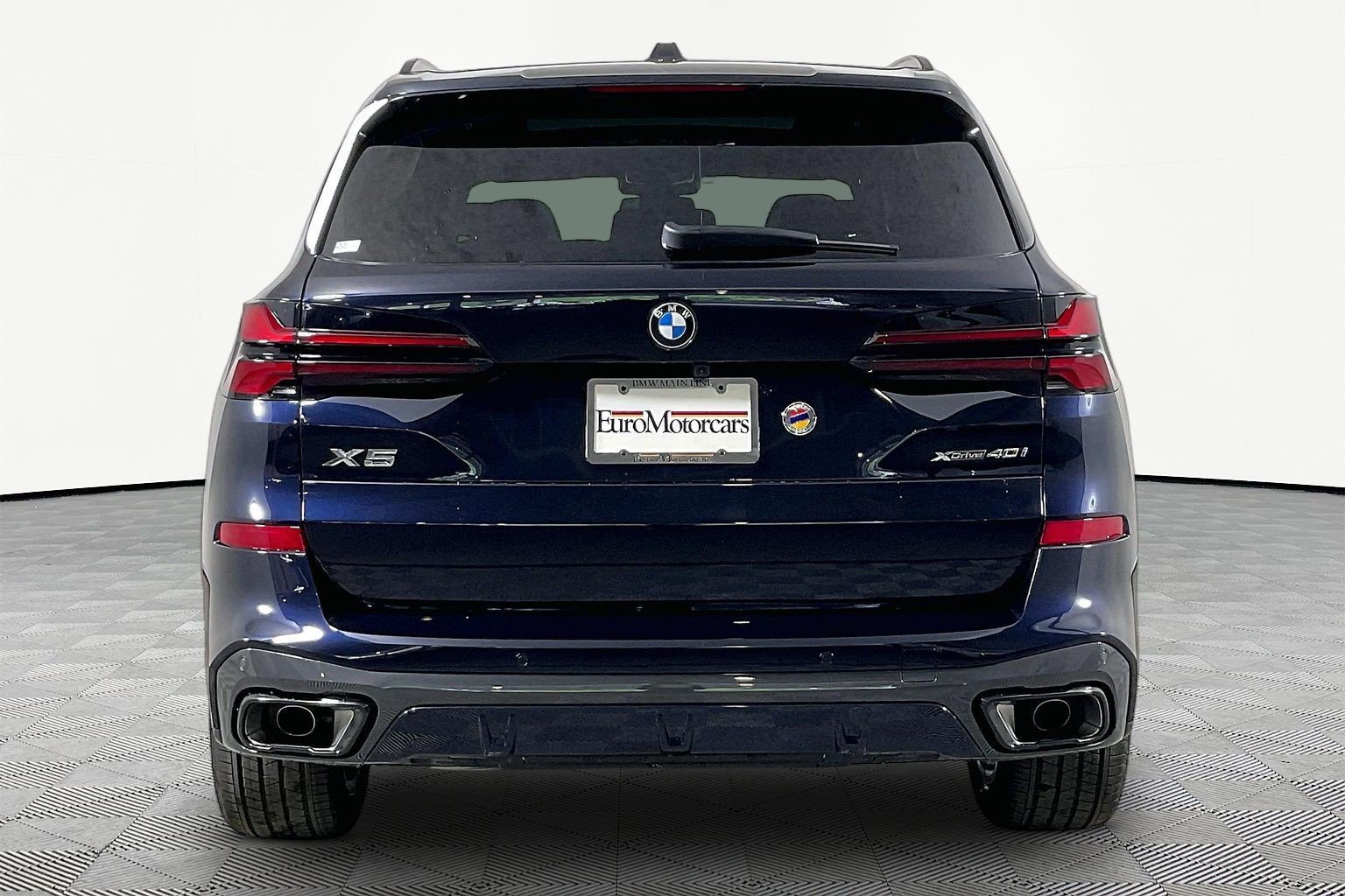 New 2026 BMW X5 xDrive40i w/ M Sport Package AWD/4WD image 5