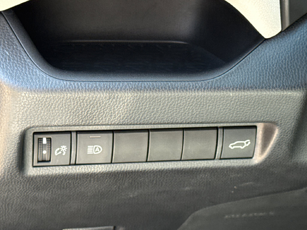 Used 2021 Toyota RAV4 XLE Premium FWD image 22