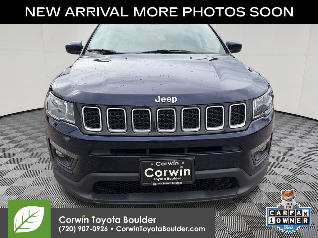 Used 2021 Jeep Compass Latitude w/ Convenience Group AWD/4WD image 2