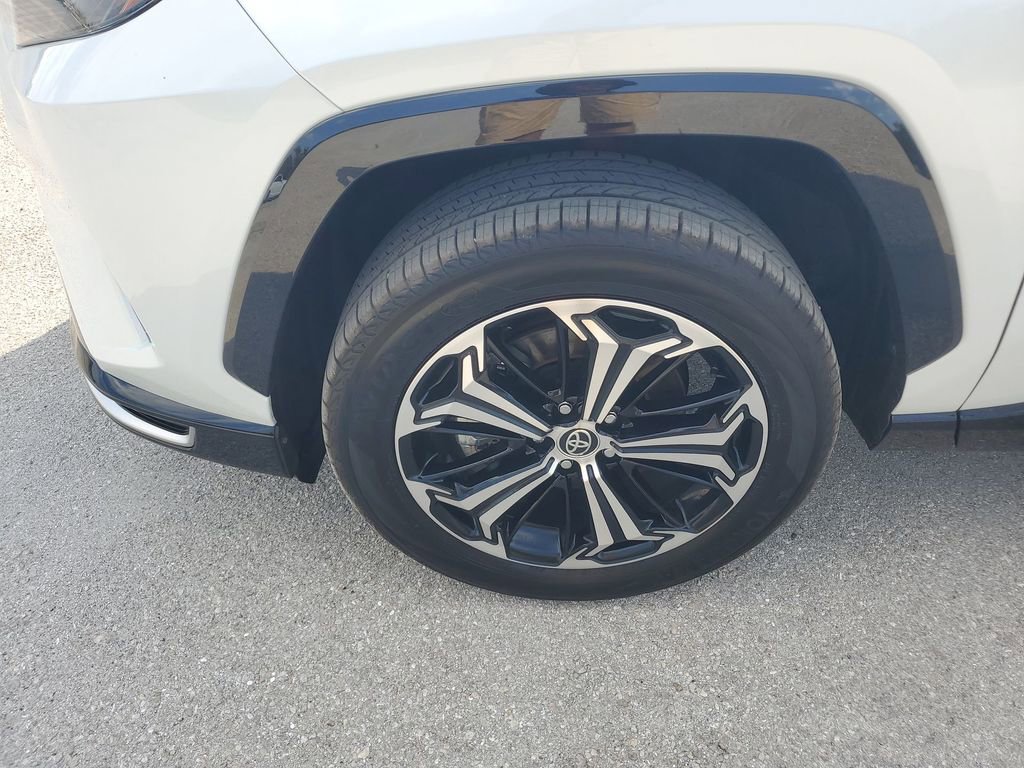Certified 2025 Toyota RAV4 XSE image 17