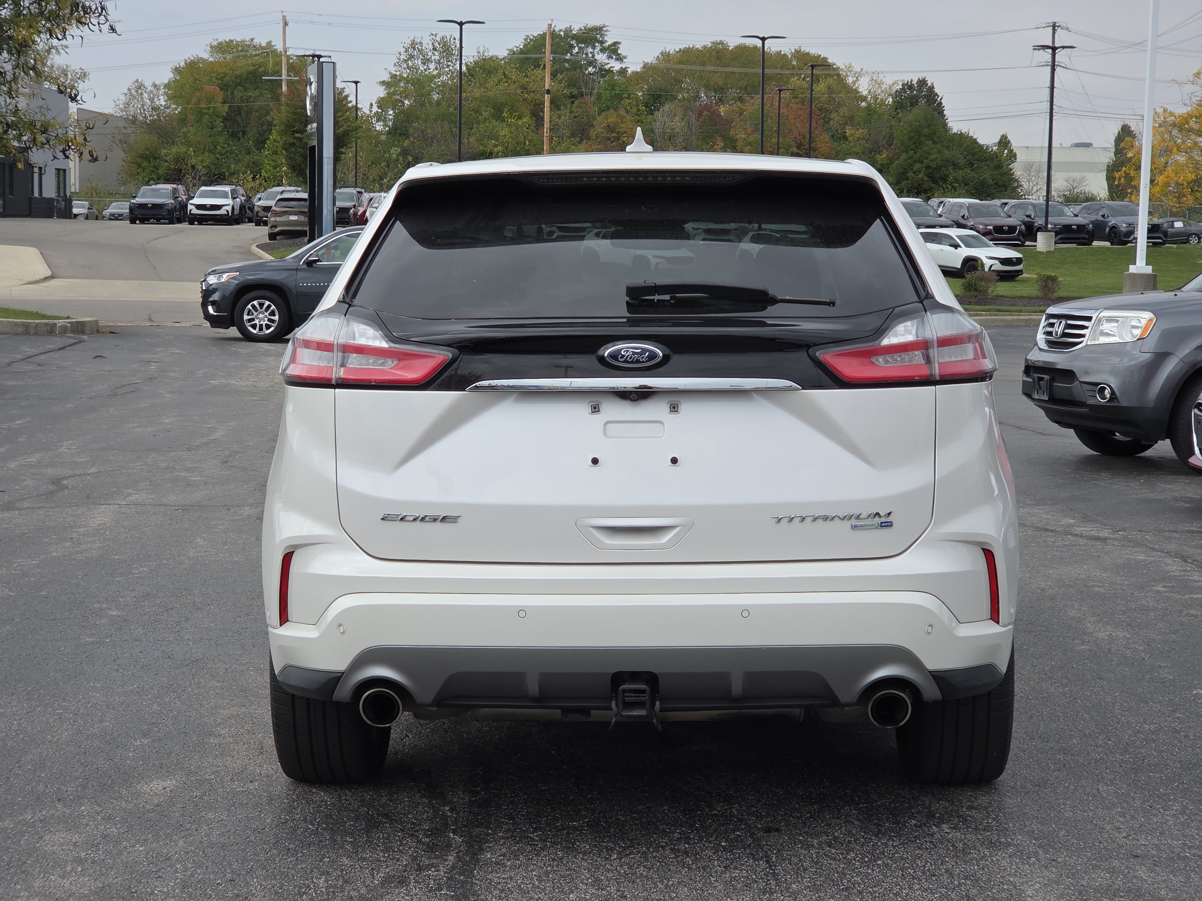 Used 2019 Ford Edge Titanium w/ Equipment Group 301A AWD/4WD image 12