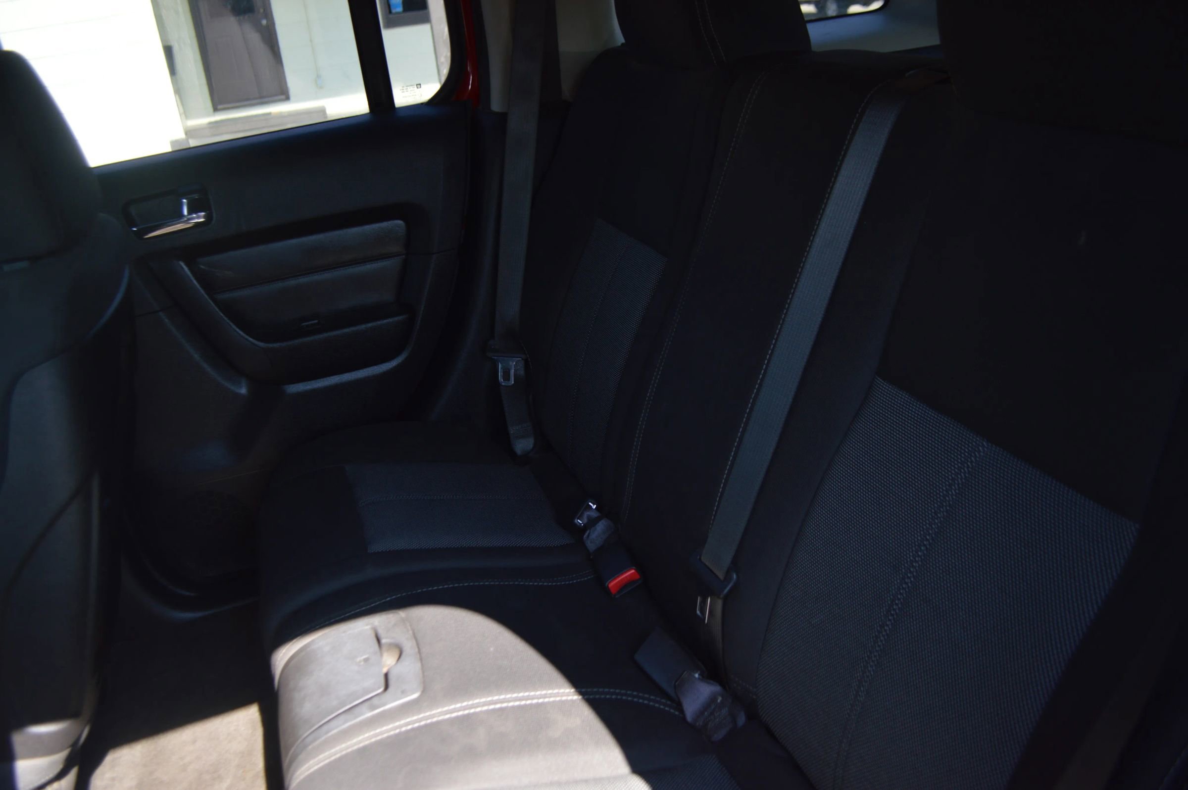 Used 2010 HUMMER H3 image 19