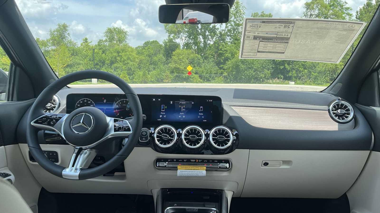 New 2026 Mercedes-Benz GLA 250 4MATIC image 27