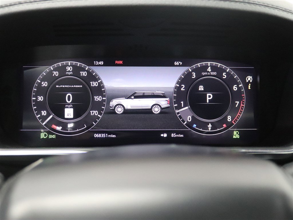 Used 2018 Land Rover Range Rover Supercharged AWD/4WD image 40