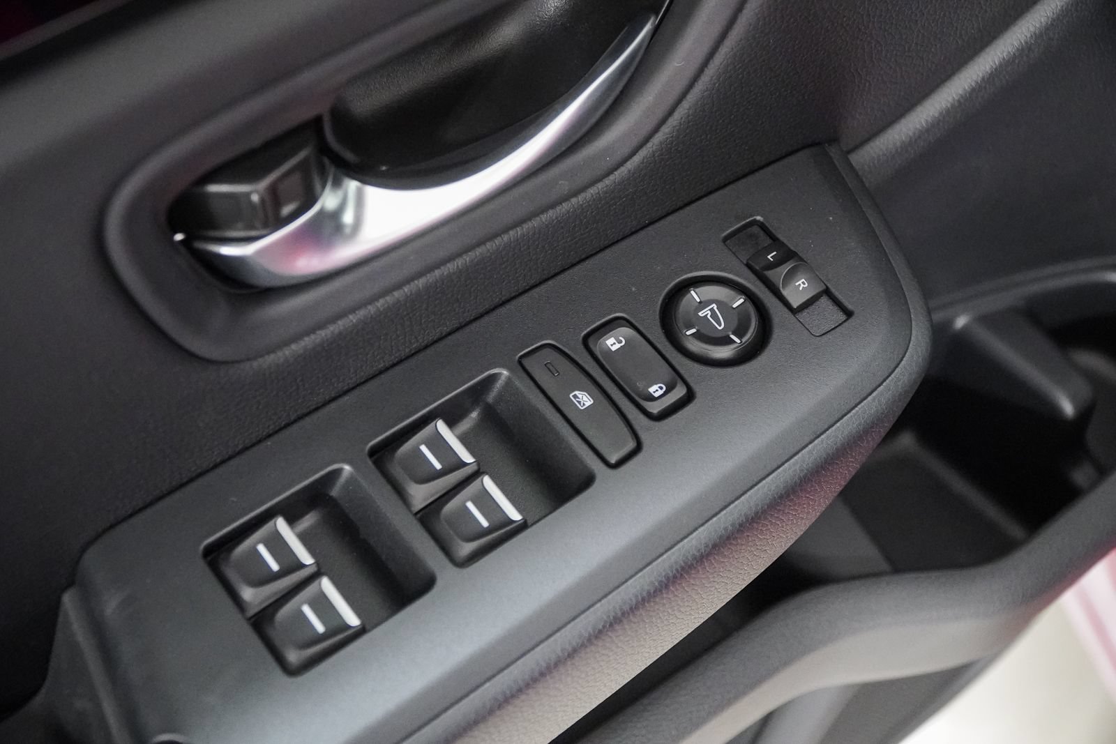 New 2026 Honda Pilot Sport image 16