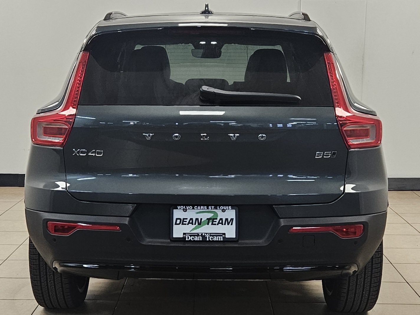 New 2026 Volvo XC40 B5 Ultra w/ Protection Package Premier AWD/4WD image 8