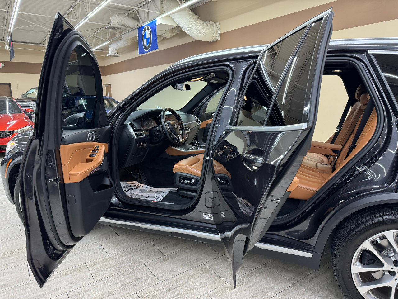 Used 2022 BMW X5 sDrive40i w/ Luxury Seating Package image 15