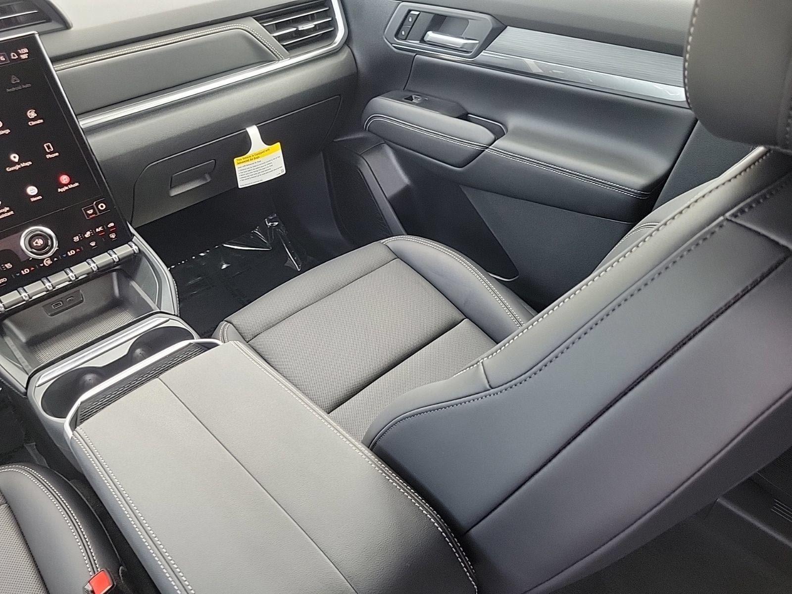 New 2027 GMC Terrain Elevation w/ Elevation Premium Package FWD image 11