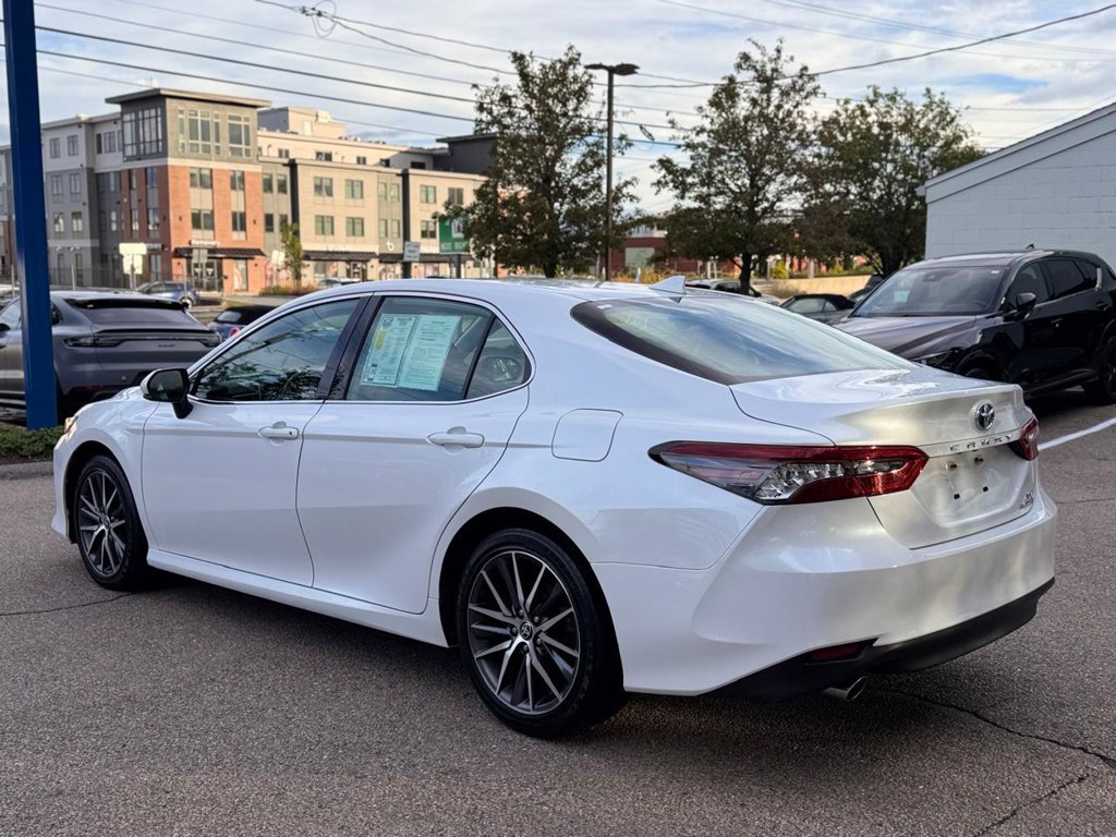 Used 2023 Toyota Camry XLE FWD image 4