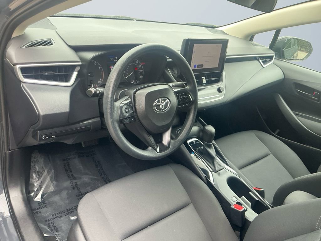 Used 2023 Toyota Corolla LE image 10