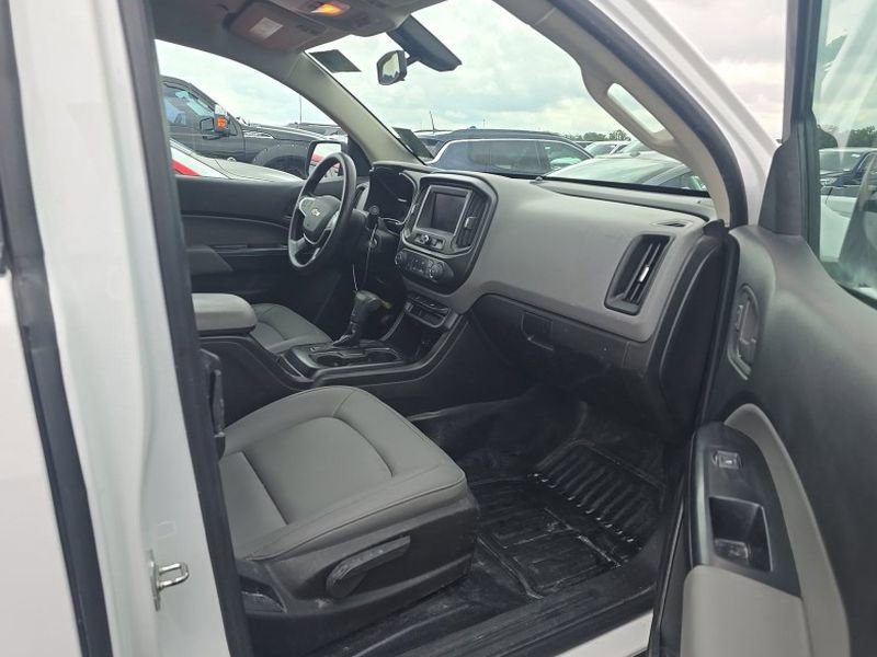 Used 2021 Chevrolet Colorado W/T w/ WT Convenience Package AWD/4WD image 26